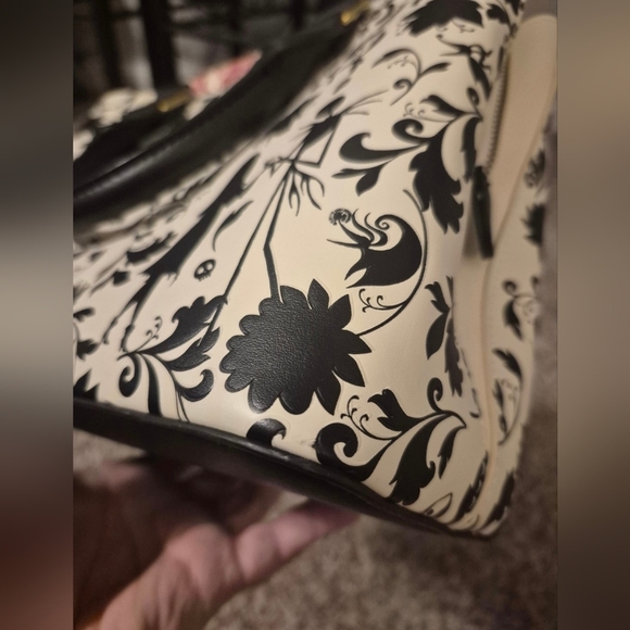 Loungefly Disney nightmare before Christmas silhouette purse - Picture 8 of 12